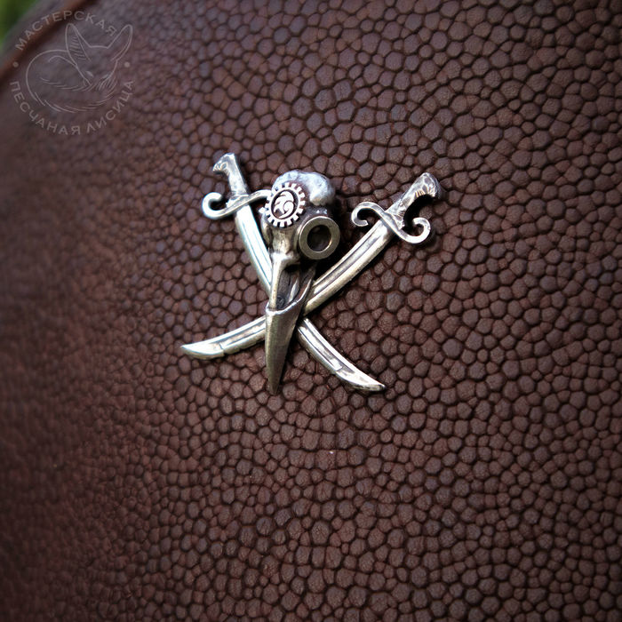 Капитанская треуголка Ручная работа, Шляпа, Кожа, Своими руками, Длиннопост, Треуголка, Рукоделие без процесса, Пираты