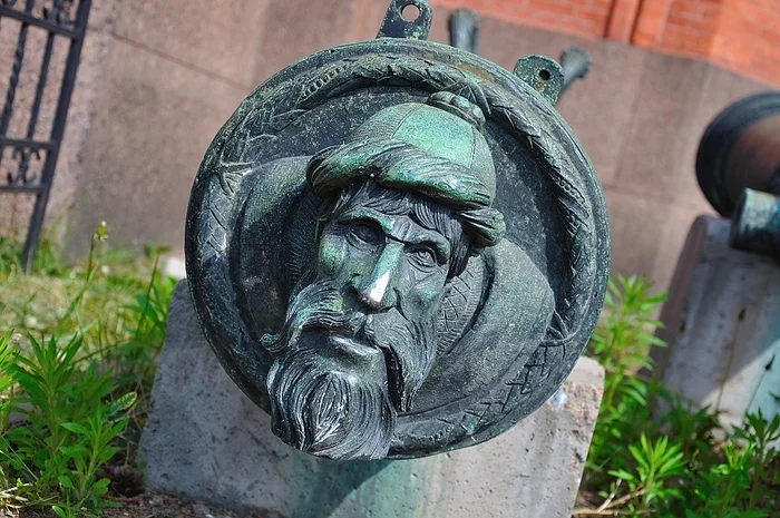 The only lifetime sculptural image of Ivan the Terrible on a propaganda cannon from Revel (Tallinn) - Story, Interesting, Informative, Ivan groznyj, A gun, Propaganda, Longpost