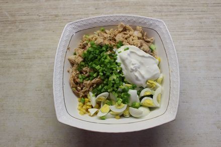 Canned pink salmon salad with cucumber and corn - My, Salad, Holidays, Festive table, Food, Preparation, New Year, Pink salmon, Dish, Cooking, Longpost