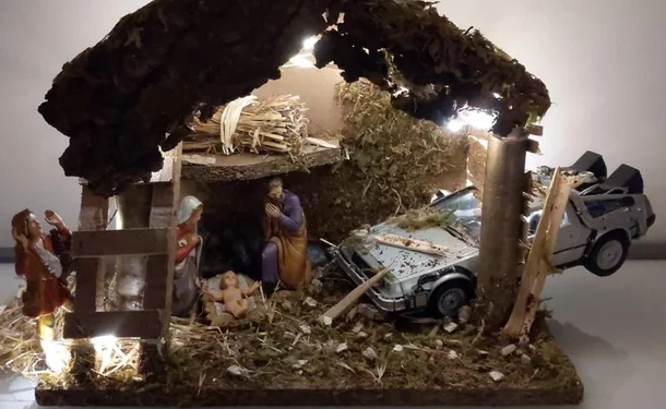 I love this nativity scene. - Nativity scene, Jesus Christ, Christmas, Auto, Crash, Delorean, Back to the future (film)