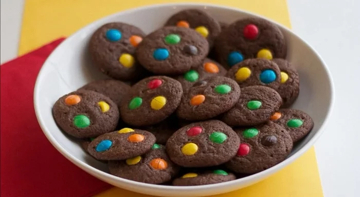 COOKIES RECIPE WITH M&M s. homemade chocolate - My, Top, Cookies, Longpost, Text, Cooking, With your own hands, Interesting, Video, Video recipe, Life hack, Kitchen, , Preparation, Healthy lifestyle, Homemade, Useful, The best, Saving, Yummy, Recipe
