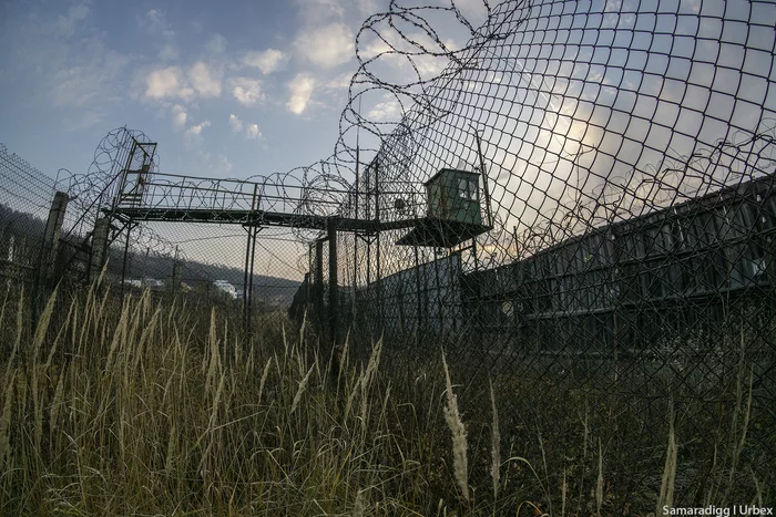 Photo of an abandoned juvenile colony: how juvenile delinquents lived and worked - My, Urbanphoto, The colony, Correctional Facility, Urbanfact, Urbanturism, Prison, Samara Region, Zone, , Abandoned, Zhigulevsk, FSIN, Negative, Longpost, Yandex Zen