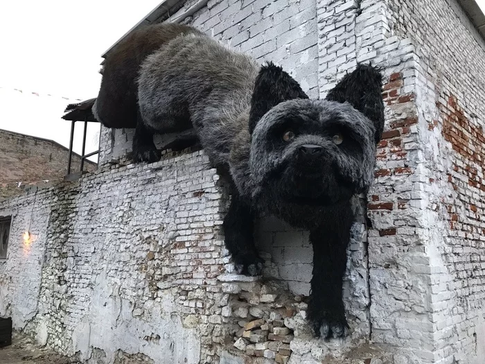 Student of the Latvian Academy of Arts Alexander Marinokha and his father Oleg created a giant figure of a silver fox - Chernoburka, Fox, The statue, Latvia, Animal protection, Sculpture