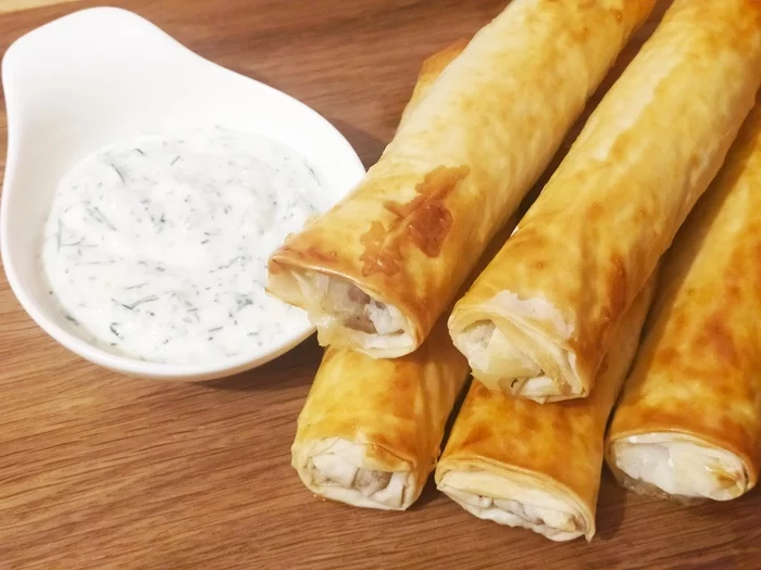 Роллы филло с курицей и фетой Вкусно, Легко, Рецепт, Роллы, Сыр фета, Моцарелла, Длиннопост, Кулинария