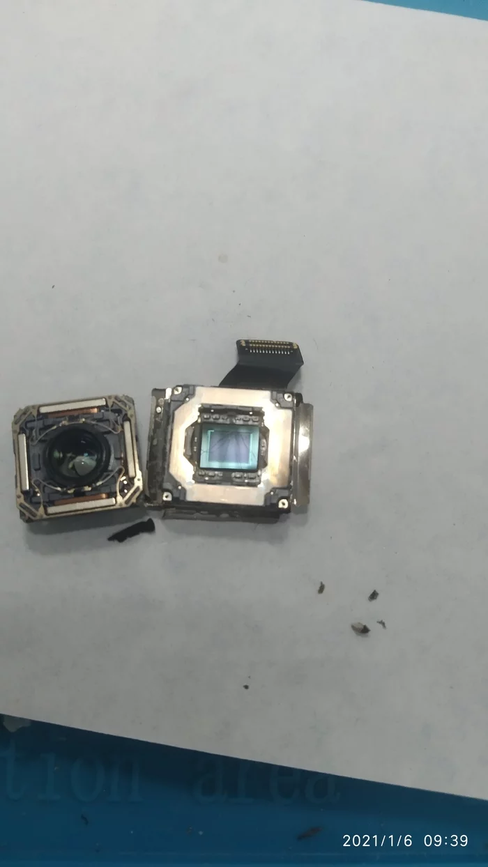 Continuation of the post “Iphone X with a damaged camera” opening the camera - My, Ремонт телефона, Photo on sneaker, iPhone X, Repair of equipment, Repair, Camera, Battery, Battery, Microscope, Interesting, Longpost