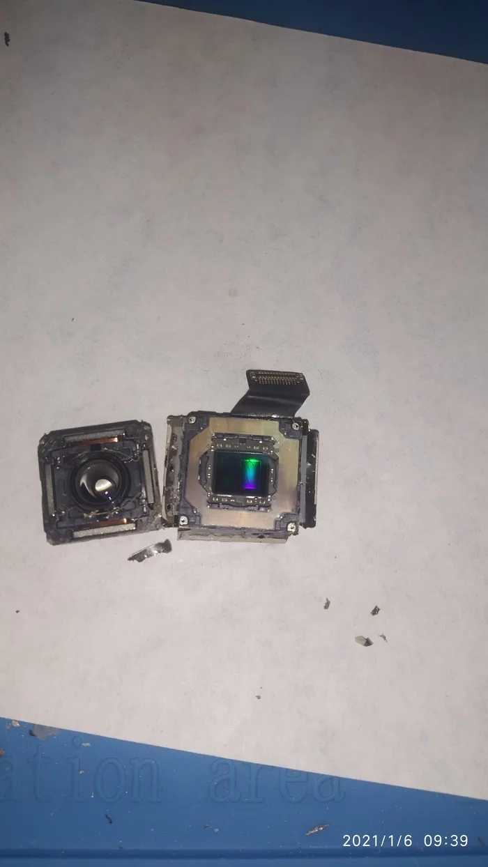 Continuation of the post “Iphone X with a damaged camera” opening the camera - My, Ремонт телефона, Photo on sneaker, iPhone X, Repair of equipment, Repair, Camera, Battery, Battery, Microscope, Interesting, Longpost