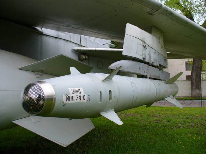 «Длинная рука» авиации: как действуют ракеты Авиация, Ракета, Вооружение, Война, Длиннопост