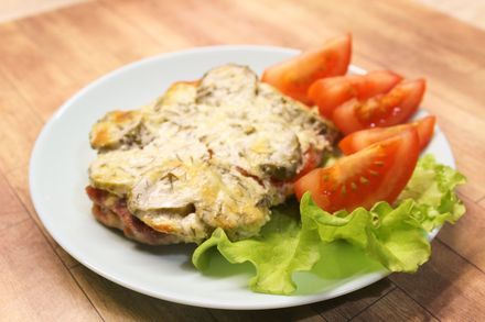 Pork under a fur coat of tomatoes with cucumbers and cheese - My, Pork, Festive table, Recipe, Food, Cooking, Meat, Yummy, Baking, Meat with vegetables, Longpost