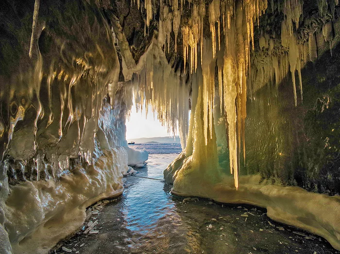 How we climbed grottoes - My, Baikal, Travels, Grotto, Photo tour, Holidays in Russia, Siberia, Ice, Winter, Longpost