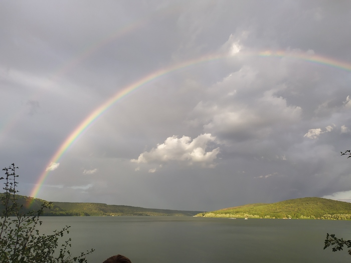 .....Почему люди становятся атеистами.?Однажды кто-то в комментариях сказал что не верит в бога