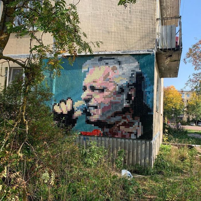 Not far from St. Petersburg, a local resident himself ennobled his quarter - My, Mosaic, Rock, Images, Alice group, Longpost, Viktor Tsoi, Gaza Strip, King and the Clown, The doors, , Celebrities, The prodigy, DDT, Mikhail Gorshenev, Konstantin Kinchev, Egor Letov, Russian rock music