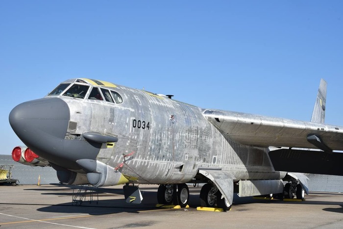    B-52H  10   , , ,   -52, , 