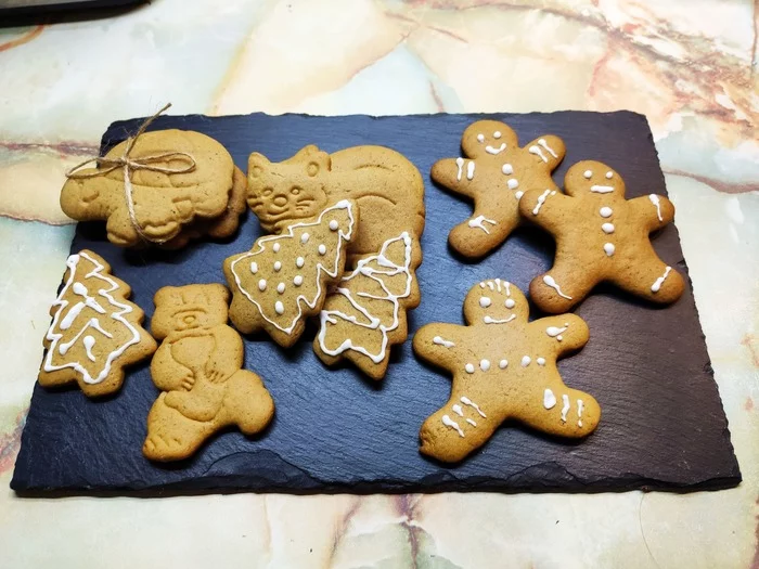 Christmas gingerbread - My, Gingerbread, Bakery products, Kitchen, Recipe, Christmas, Cookies, Food, Longpost