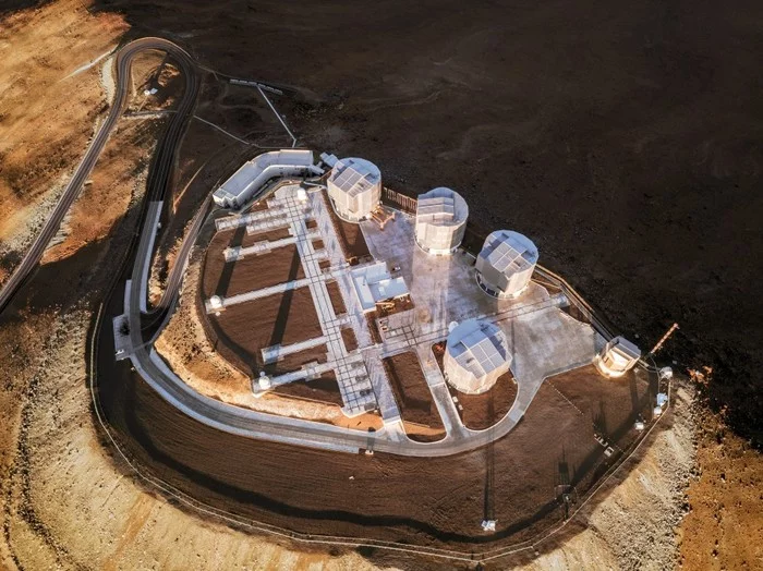 VLT: вид сверху - Космос, Vlt, Вид сверху, Обсерватория, Телескоп