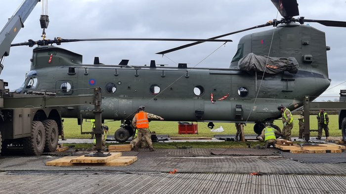       , Boeing ch-47 Chinook, , , ,   