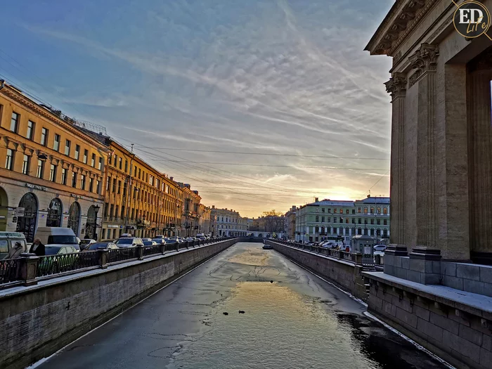 Sunset Petersburg - a gorgeous view from the Kazan bridge - My, Saint Petersburg, 2021, Town, sights, Bridge, Sky, Travels, Tourism, , beauty, View, Winter, The photo, Sunset, The sun, Evening