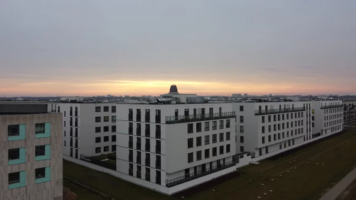 Crimson Sunset - My, The photo, Horizon, Sunset, Warsaw, Drone, Dji, Height, Raspberry, Video, Longpost