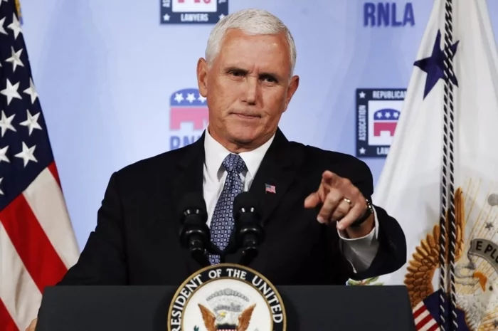 Mike Pence to Speak at Republican National Convention to Condemn Trump's 'Cult of Personality' - Donald Trump, Cult of personality, Condemnation, Mike Pence, IA Panorama, Fake news, Humor