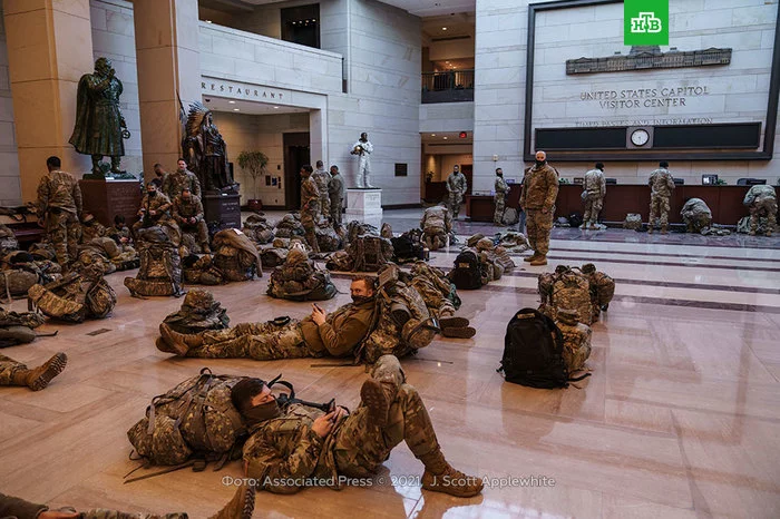Hundreds of US National Guard soldiers guard the Capitol during the debate on Trump's impeachment - USA, Capitol, Storming of the US Capitol (2021), National Guard, Donald Trump, Impeachment, NTV, Twitter, Society, news, Longpost, Politics, The photo, X (Twitter)