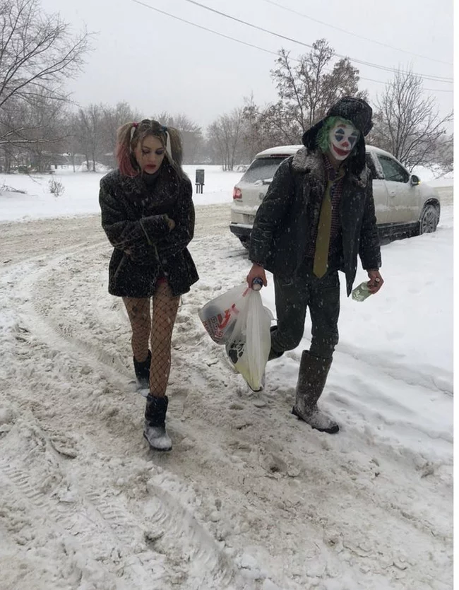 Joker and Harley Quinn in Volgograd. Village of Nizhniye Barrikady - Joker, Harley quinn, Volgograd, Fuck aesthetics, Dc comics, Cosplay