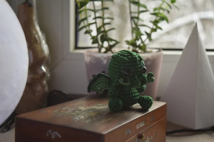 Mini Cthulhu - My, Crochet, Amigurumi, Needlework without process, Knitted toys, Quarantine, Cthulhu, Fkhtagn, With your own hands, Longpost