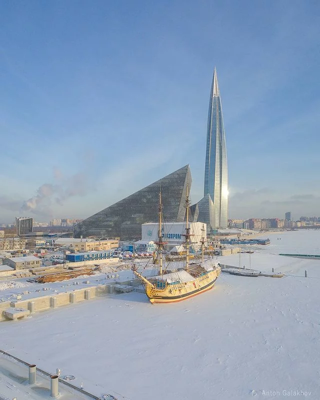 Frost at an altitude of 462 meters - Lakhta Center, Saint Petersburg, freezing, beauty, Longpost