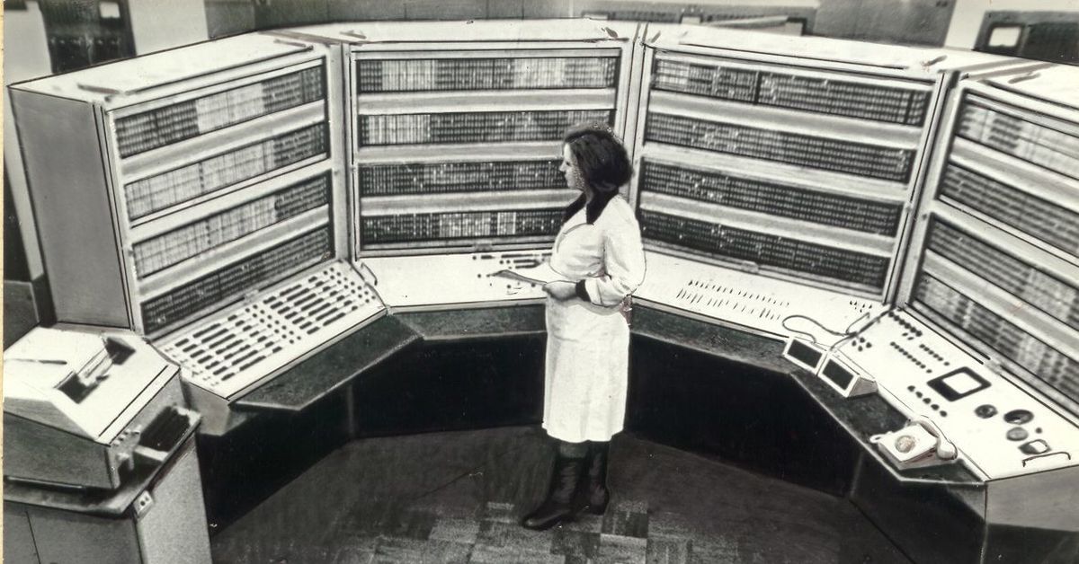 Первая электронно вычислительная машина была создана. БЭСМ-6 поколение ЭВМ. Второе поколение ЭВМ (1959 — 1967 гг.). Второе поколение ЭВМ БЭСМ-6. Первое поколение ЭВМ БЭСМ.