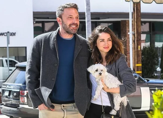 OK it's all over Now - Ben Affleck, Ana de Armas, Love, Parting