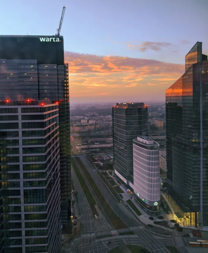 Attempts at photography - Longpost, Height, Skyscrapers, Sunrises and sunsets, Warsaw, Mobile photography