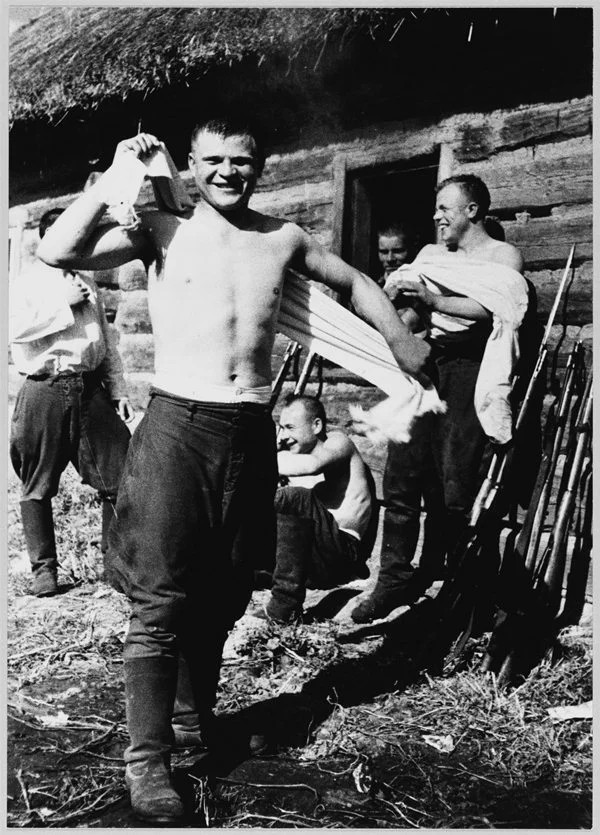 How and where Red Army soldiers washed, as well as other aspects of hygiene during the war (Rare archival photos) - Yandex Zen, Everyday life, Hygiene, The Great Patriotic War, Longpost