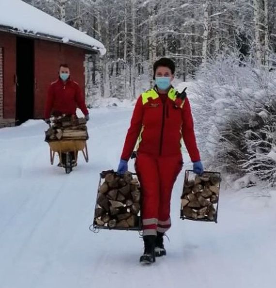 Пожилая пара вызвала скорую – помощь парамедиков не ограничилась осмотром пациента
