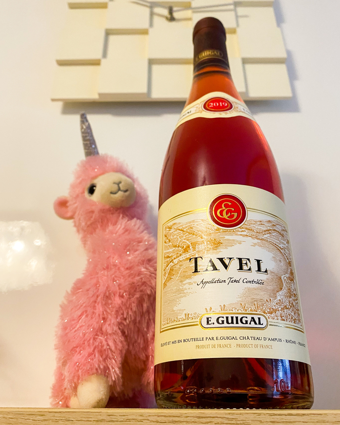 Розовое вино с «мужским характером» — Тавель