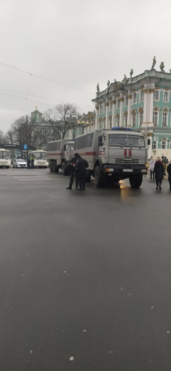 The police and the Russian Guard again blocked off Palace Square, St. Petersburg - Politics, news, Saint Petersburg, Russia, Opposition, Protest, Rosgvardia, Alexey Navalny, Longpost, Rally