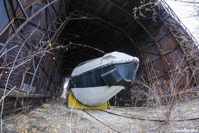 Found a Soviet Energia-M rocket in an abandoned hangar - My, Urbanfact, Abandoned, Booster Rocket, Urbanphoto, Rocket, Urbanturism, Space, Industrial zone, Industry, Soviet, The science, the USSR, Made in USSR, Soviet technology, Longpost