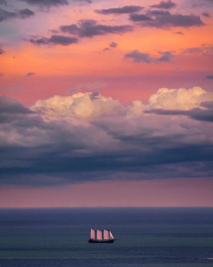 Scarlet Sails... - View, Landscape, Sea, Sky, Scarlet Sails, beauty, Nature, Horizon, The photo