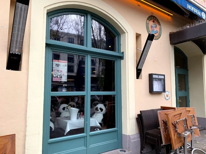 Pandas instead of customers in a Munich restaurant - My, Germany, Lockdown, A restaurant, Panda, Soft toy, Longpost