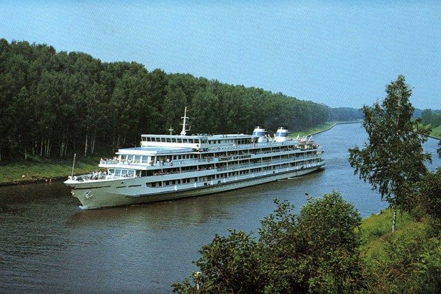 Meat grinder on the Volga. Disaster with the ship Alexander Suvorov - Steamer, Catastrophe, Ulyanovsk, Negative, Longpost, Ship Alexander Suvorov