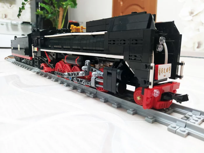 Lokomotiv is a serious designer - My, Lego, Analogue, Locomotive, Locomotive, Railway, Constructor, Enthusiasm, Hobby, Radio controlled models, Toys, Cubes, Video, Longpost