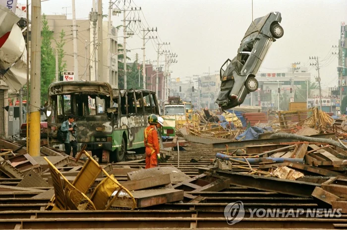 Man-made disasters #59. - My, Cat_cat, Story, Metro, Корея, South Korea, Explosion, Catastrophe, Technological disaster, , Mat, Longpost