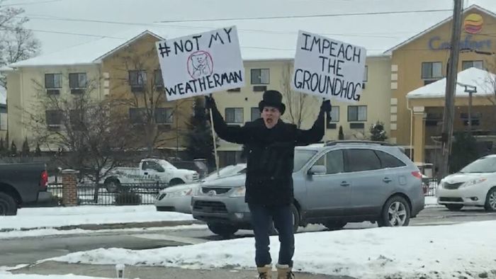 Протесты набирают обороты... - Протест, Мужчины, Плакат, Прогноз погоды, День сурка