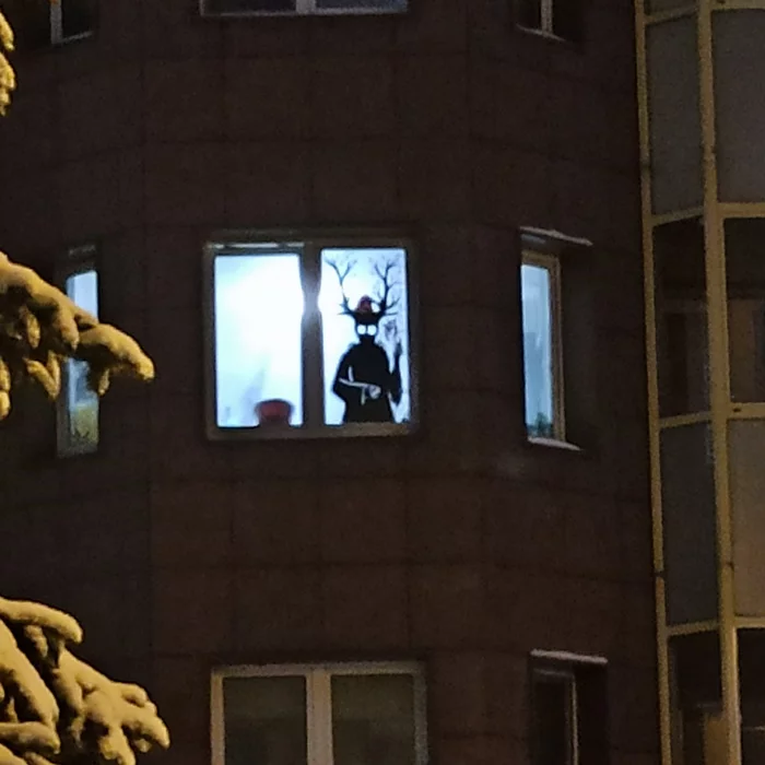 Friendly neighbor - My, Window, Kripota, Horned, Shadow, New Year, Walk