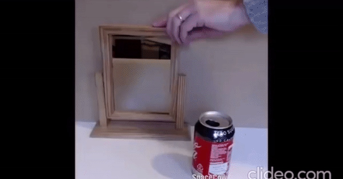 Oops - Focus, Cardboard, GIF, Mirror, Illusion, Jar, Humor, Accordion