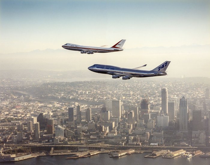 Boeing 747-100 � 747-400