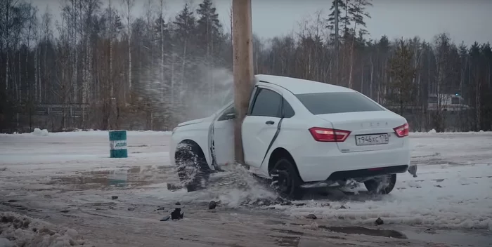 New crash test of Lada Vesta - it was smashed against a pole - Lada, Lada Vesta, Auto, Crash, Longpost