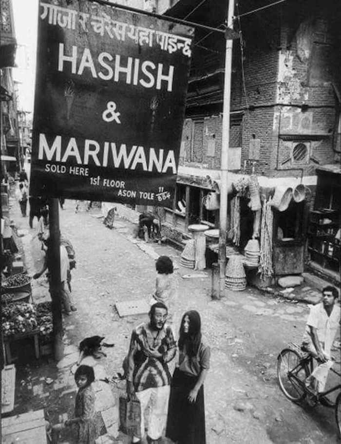 Legal herb store in Nepal in the late 70s - Nepal, Marijuana, Hashish, Score, Drugs, Hippie