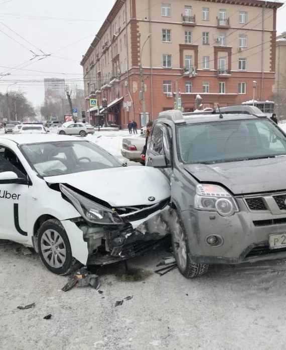 Cheated fate) - My, Crash, Auto, Taxi, Novosibirsk, Violation of traffic rules, Bustler, Video, Road accident, Negative