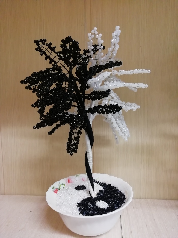 Дерево Инь-Янь из бисера — мастер-класс плетения с фото