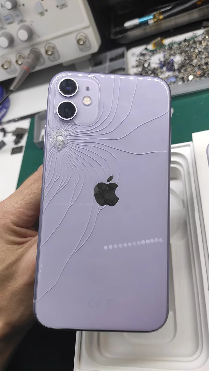 Простреленный из Томска. Часть первая. iPhone 11 - Моё, iPhone 11, Пневматическое оружие, Восстановление, Микропайка, Замена стекла, Ремонт телефона, Перемычки, Москва, Томск, Длиннопост, iPhone