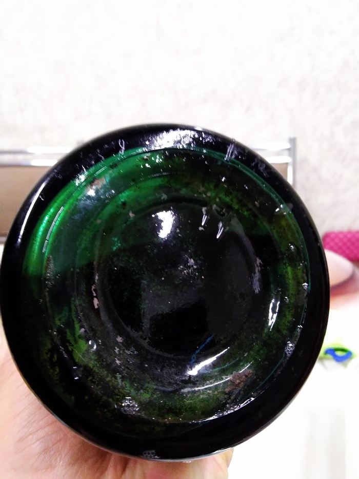 1614192606149157792 Как открыть бутылку с помощью зажигалки