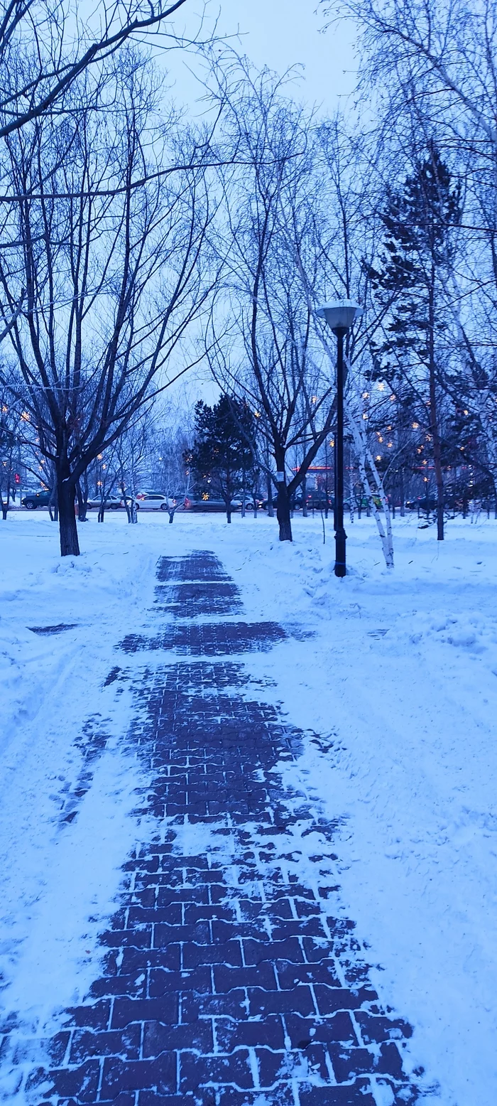 It's not day anymore, it's not evening yet - My, Astana, The street, Longpost